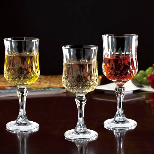 Crystal Cut Wine glasses 6 pc set